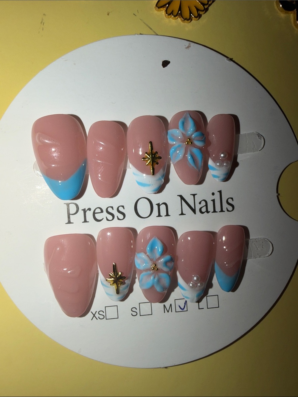 Blue Floral Accent Press-On Nail Set